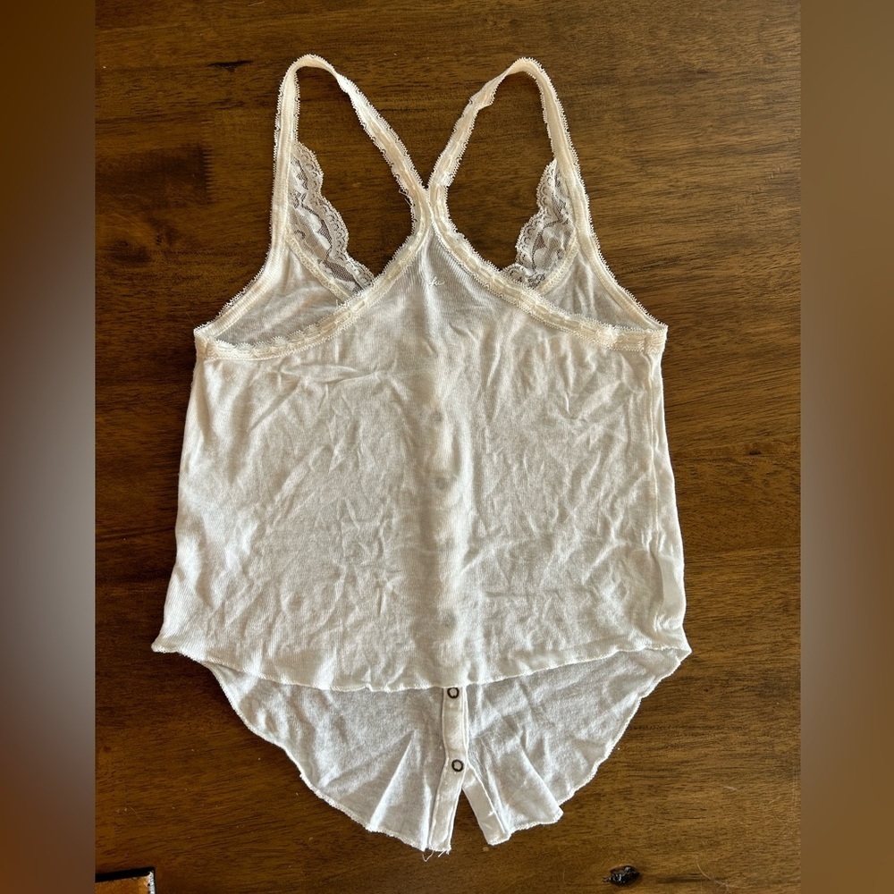 Out From Under Dolly Lace Buttoned Tank Top Size SP - Picture 3 of 5